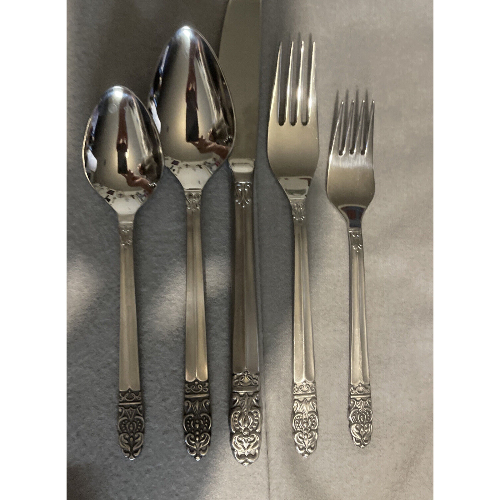 50 Pieces Of Walco Stainless Knives, Spoons & Forks