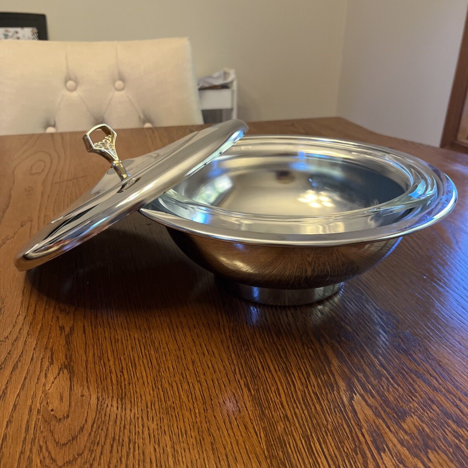 Pyrex Vintage Serving Dish Bowl with Lid Kromex Chrome Silver.