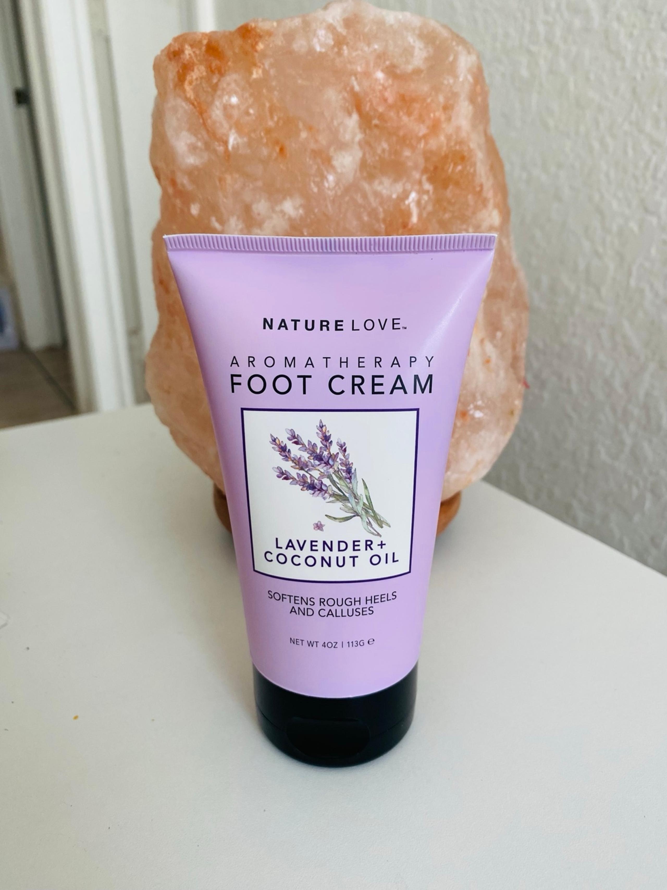 NATURE LOVE~AROMATHERAPY FOOT CREAM WITH LAVENDER + COCONUT OIL