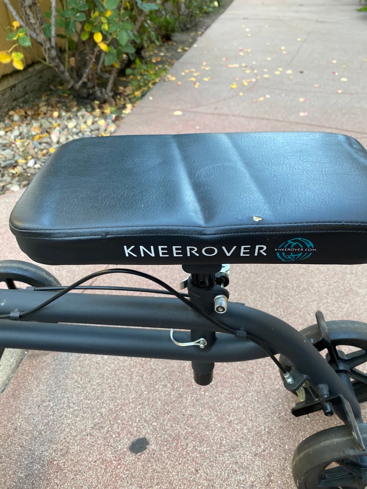 Knee rovers