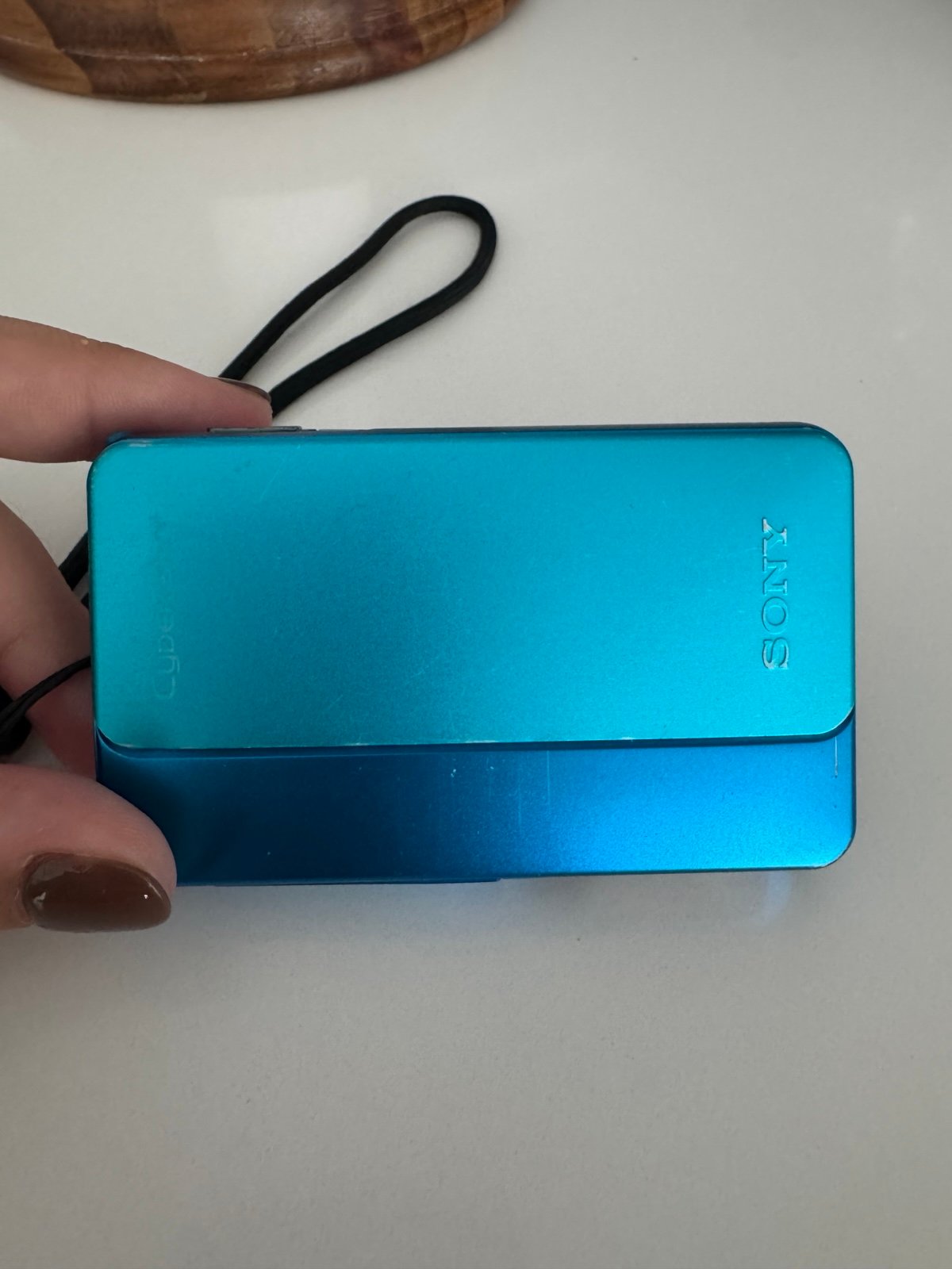 Sony Cyber-shot DSC-TX20 16.2MP Digital Camera Waterproof, Compact Blue HD Video