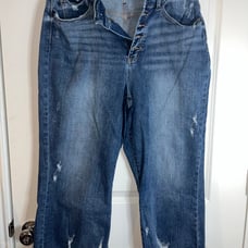 Judy Blue Jude Crop High Waisted Distressed 5 Button Fly Wide Leg Crop Jeans 16W