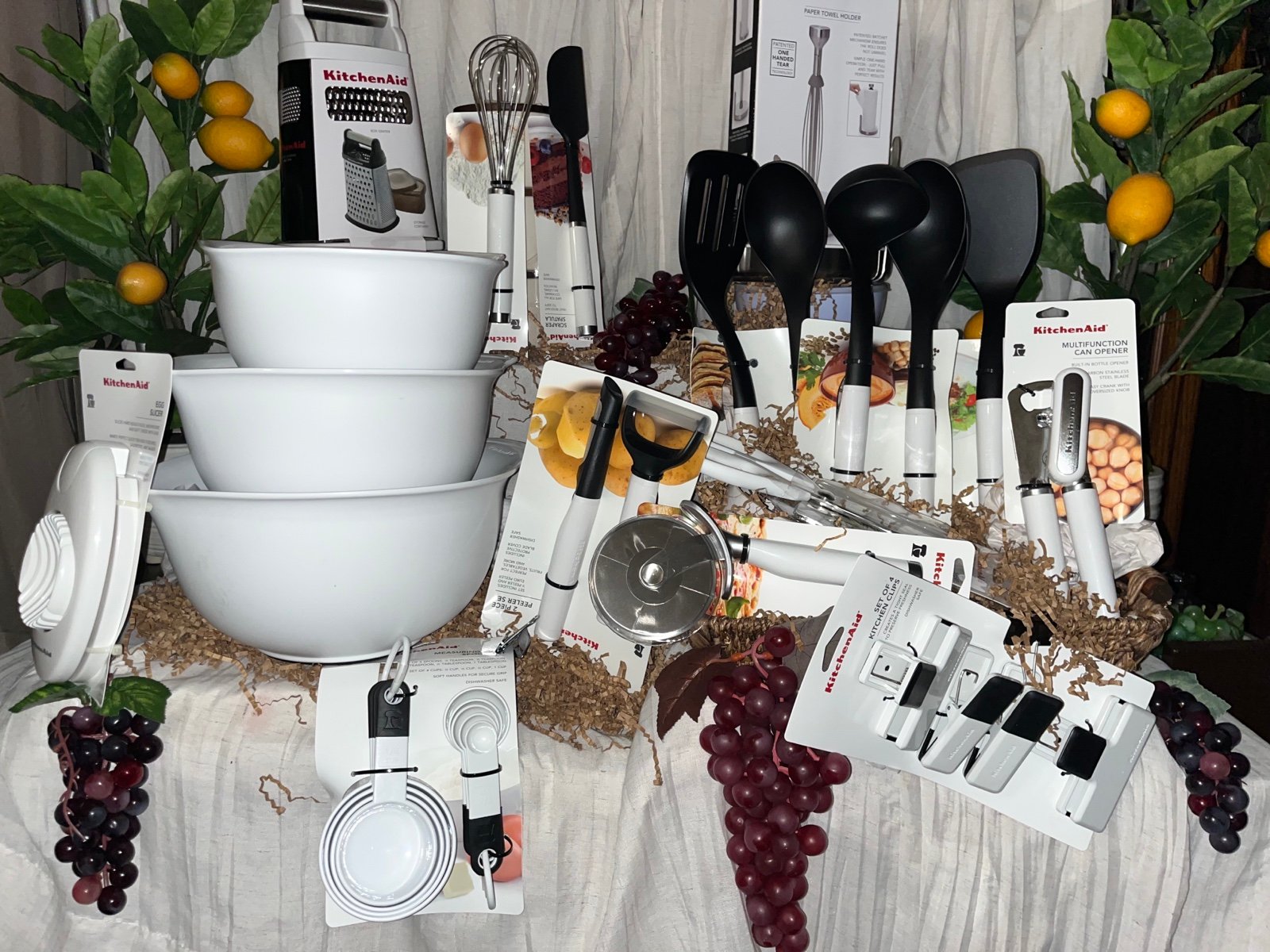 KITCHENAID White Utensils Bundle.