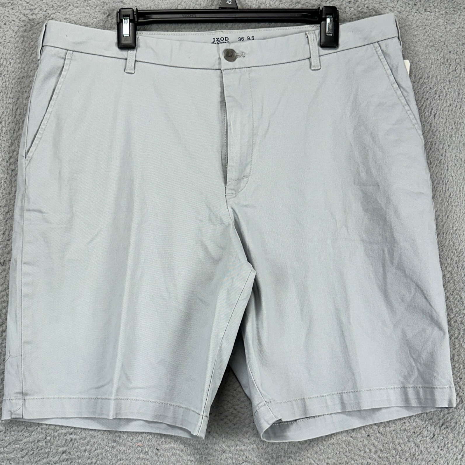 Izod Saltwater Mens Khakis Shorts 36X9.5 Light Grey Stretch Flat Front Chino NEW