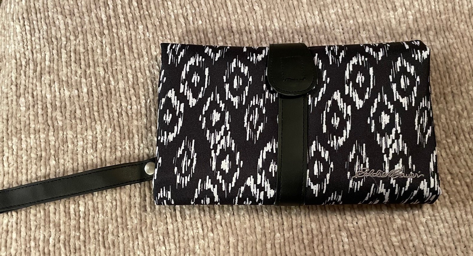 Eddie bauer cheap portable changing pad