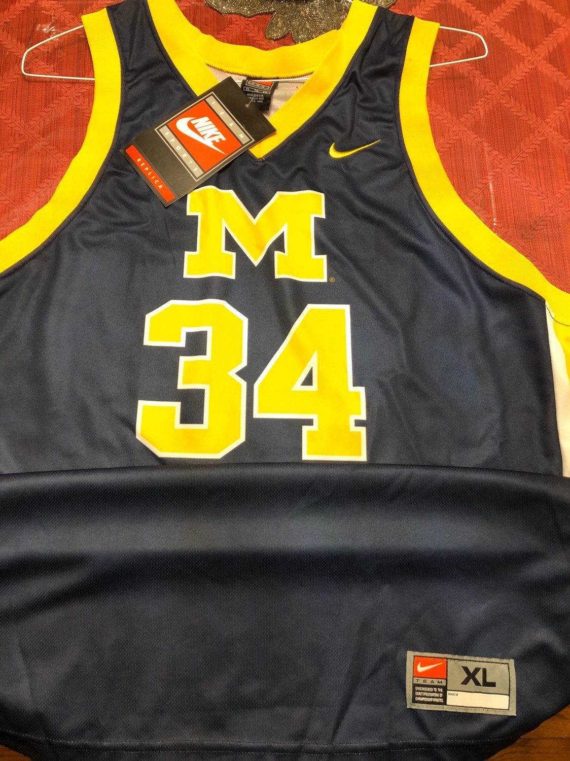 NCAA Michigan Wolverines basketball jrsy