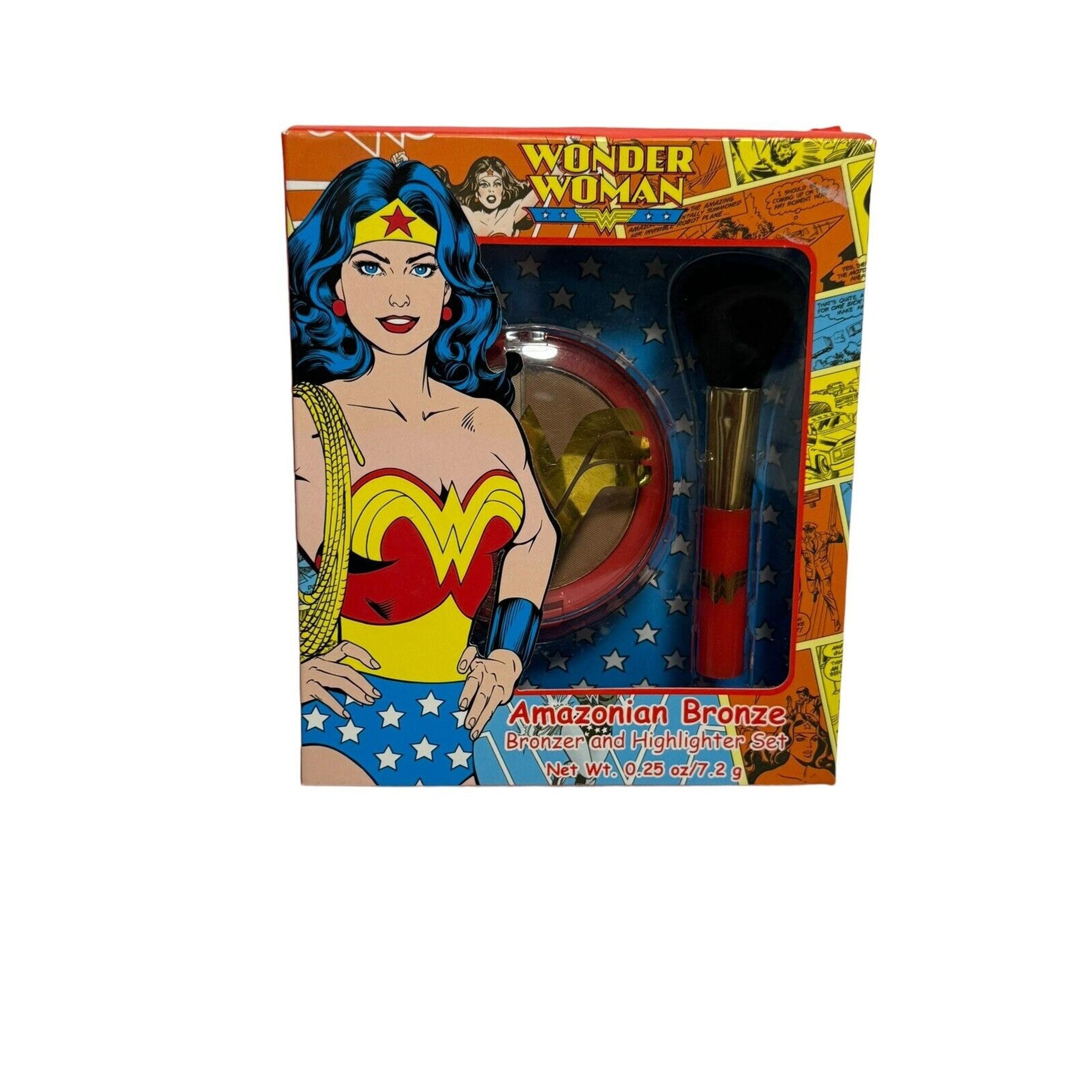 NEW Wonder Woman Amazonian Bronzer & Highlighter Boxed Set with Brush