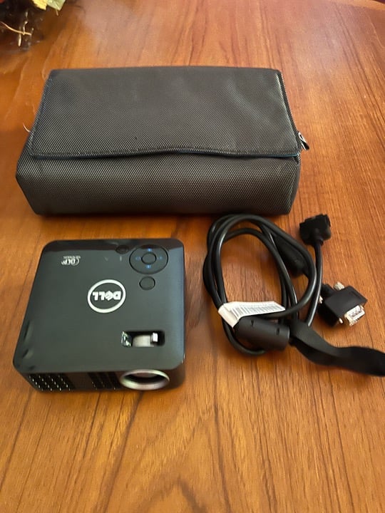 Dell M115HD Movie Projector