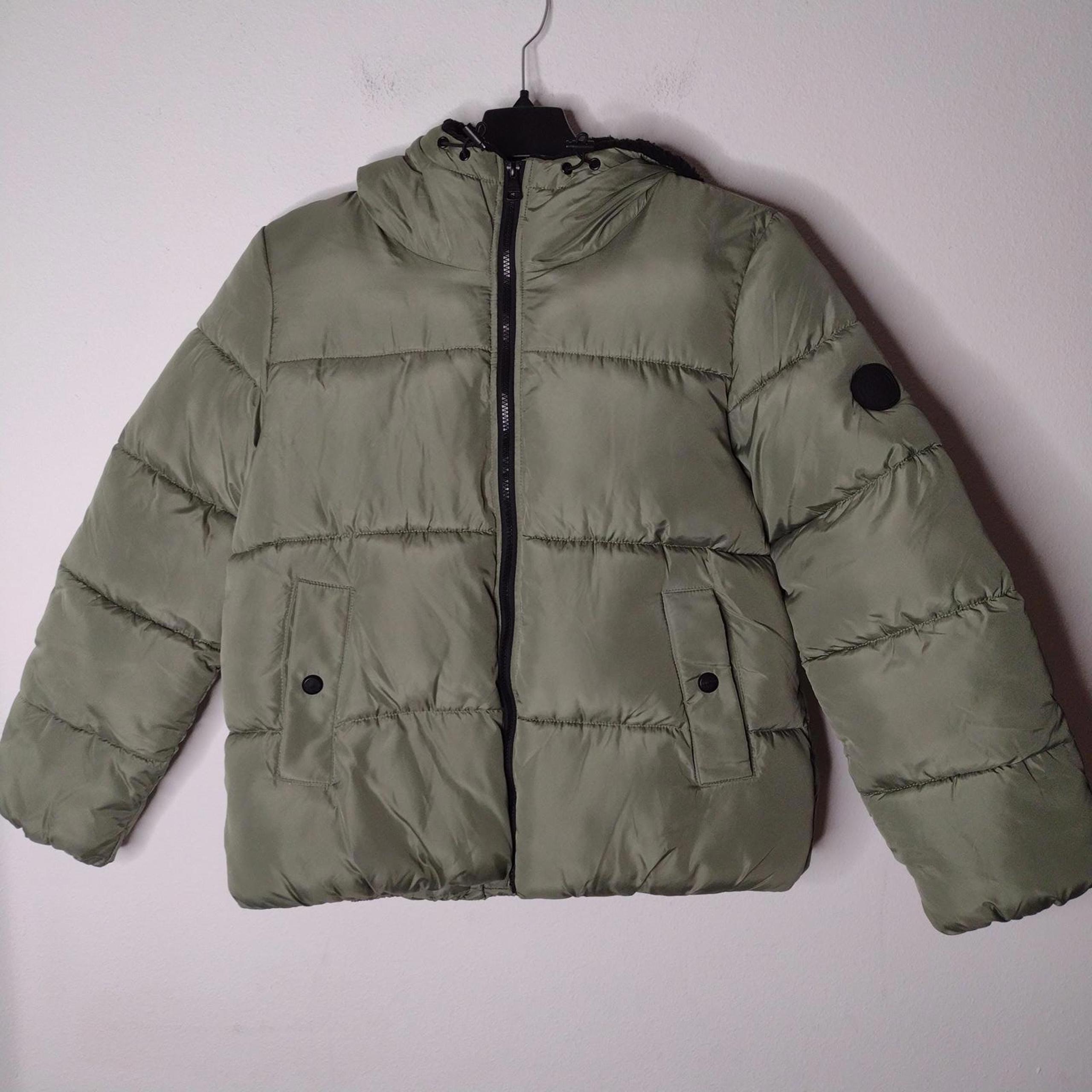 NWOT Madden Girl Women's Green/Puffer Hooded Coat Size Medium