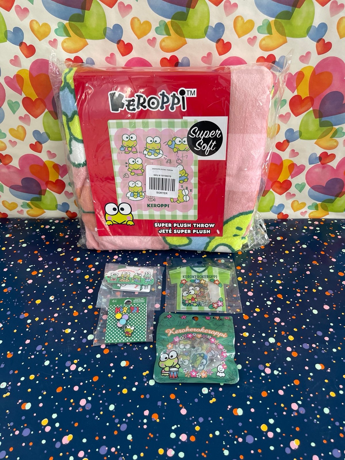 Sanrio Hello Kitty & Friends Keroppi Blanket Pin Stickers Keychain Set