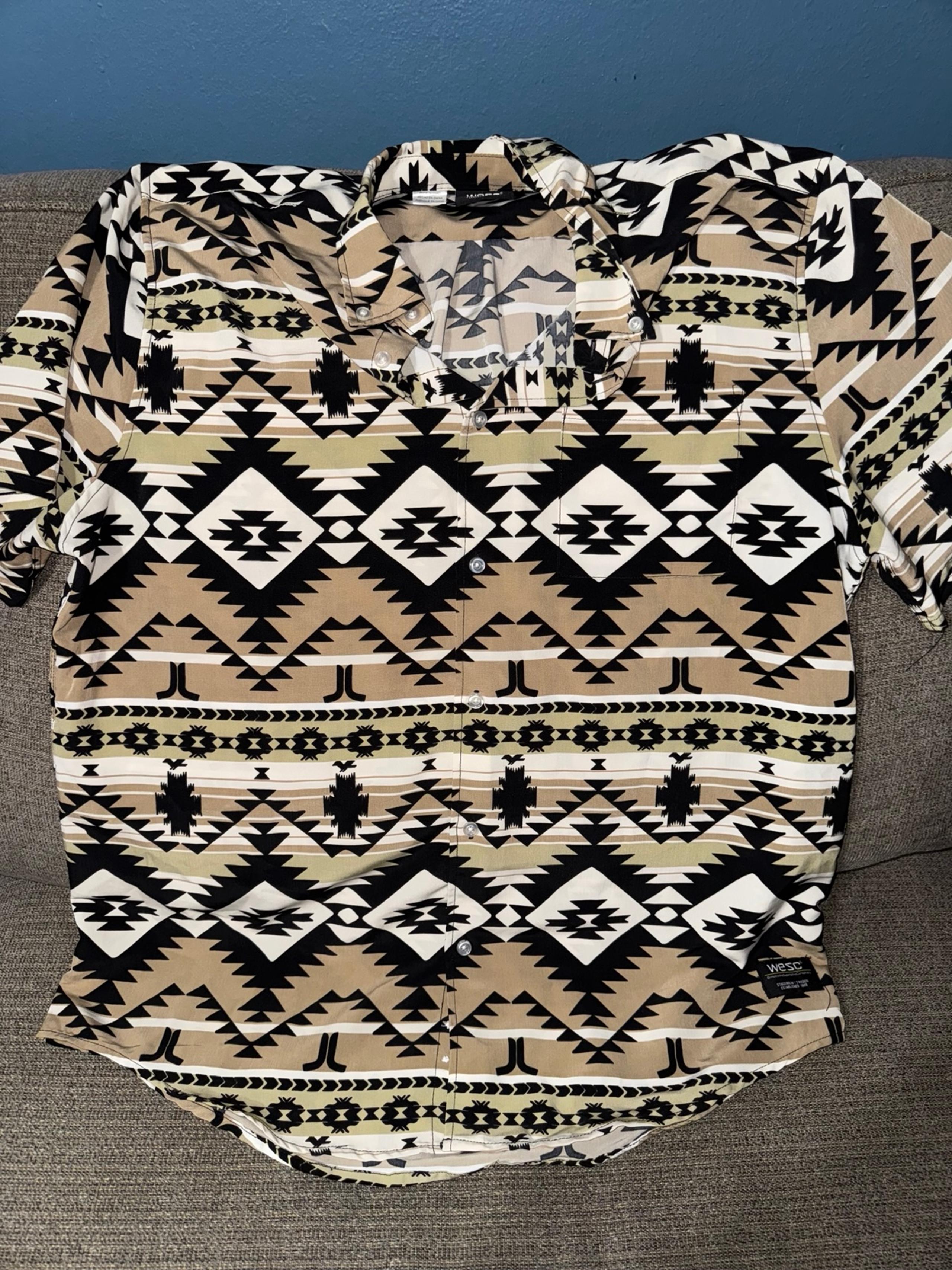 Men’s shirt