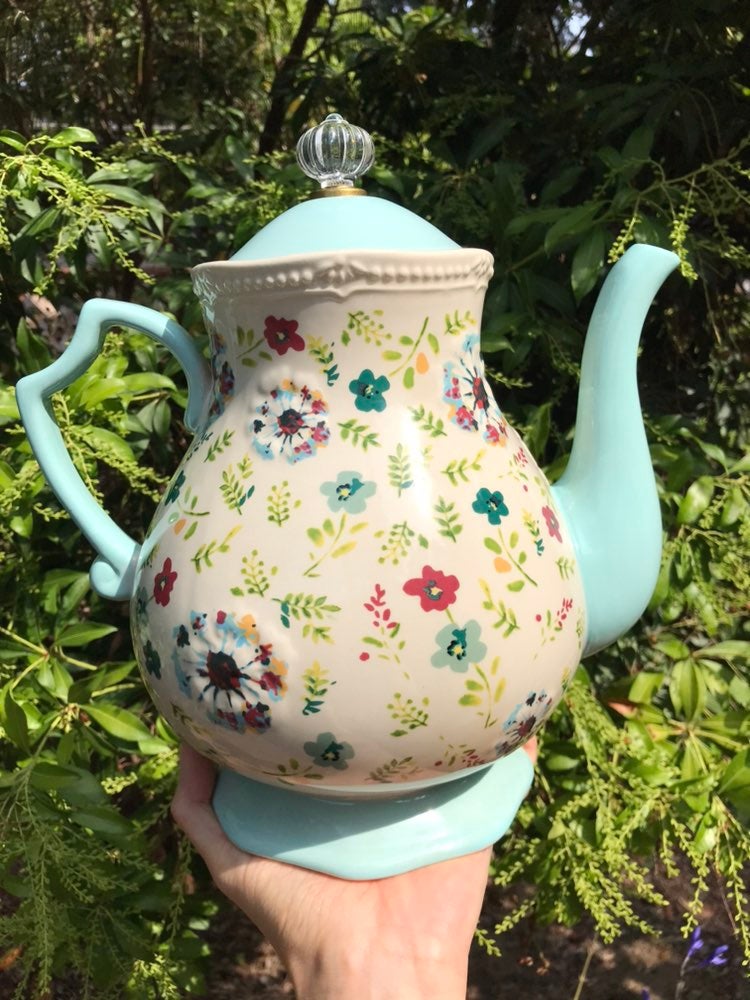 Pioneer Woman teapot