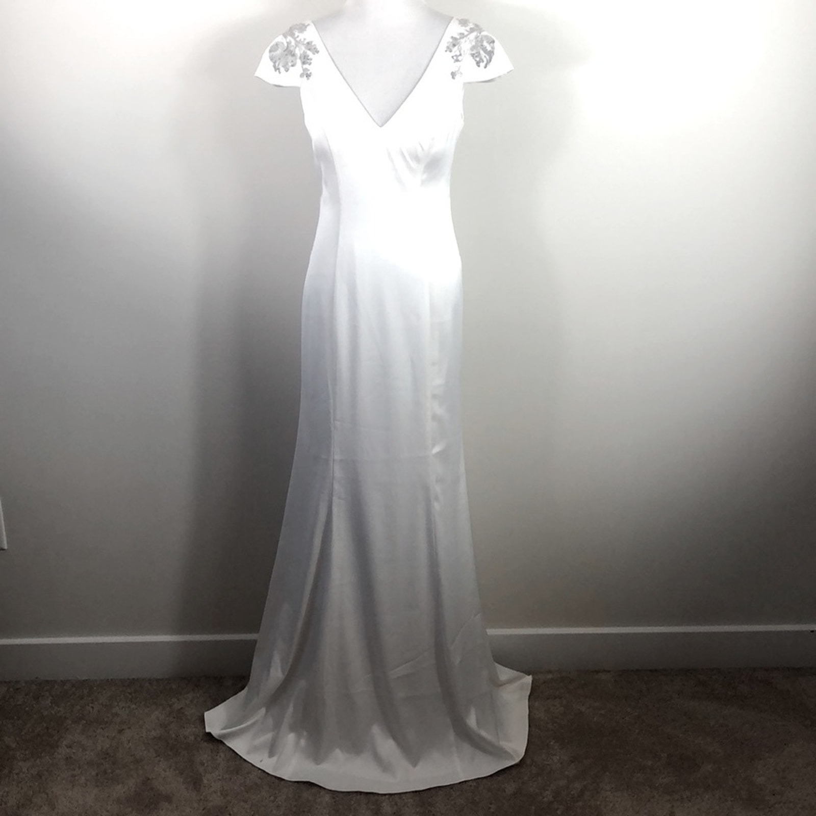 Marchesa Notte White Cap Sleeve Dress Gown Size 6