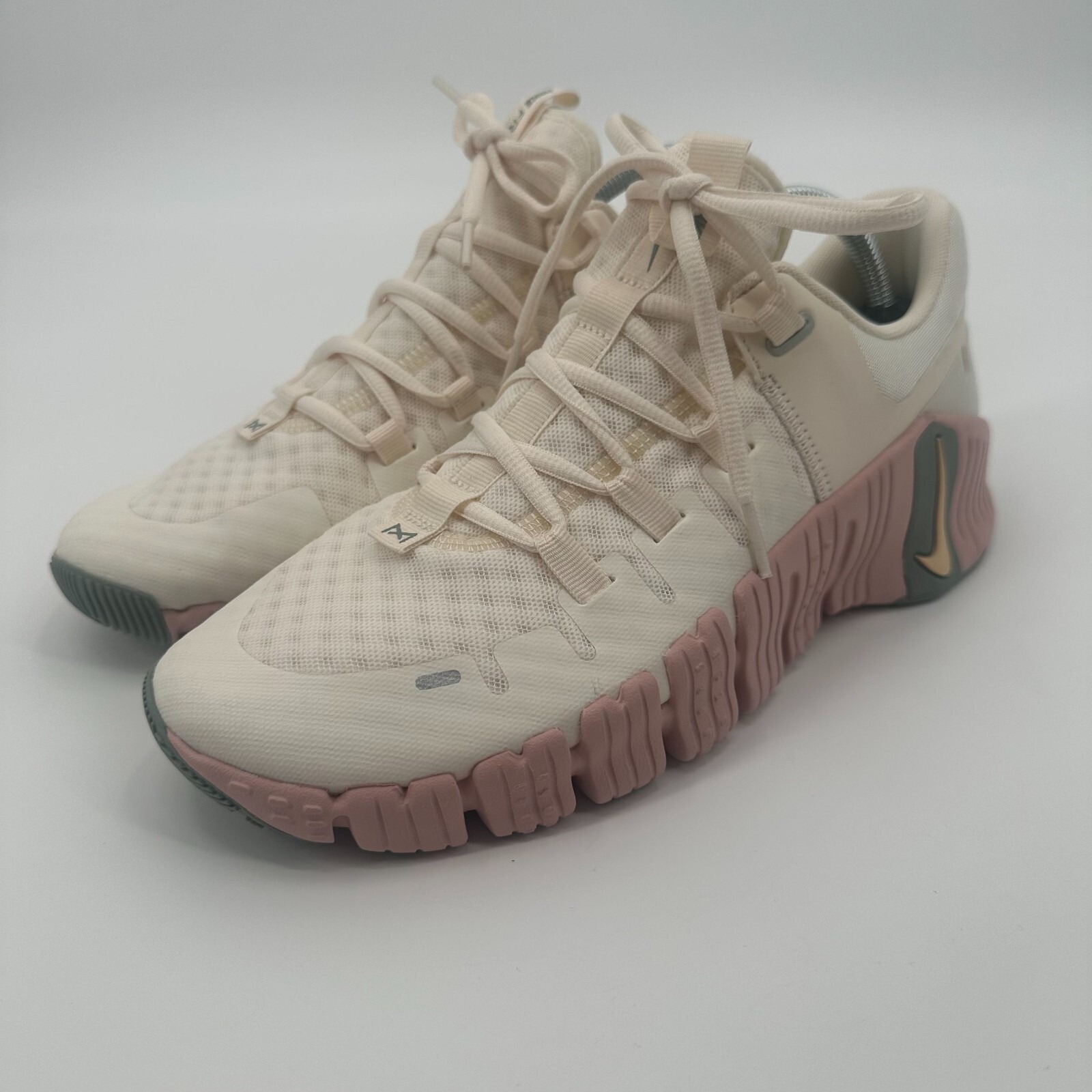 Nike Free Metcon 5 Sneakers Womens 11 Pink Ivory Ice Peach Trainers DV3950-102