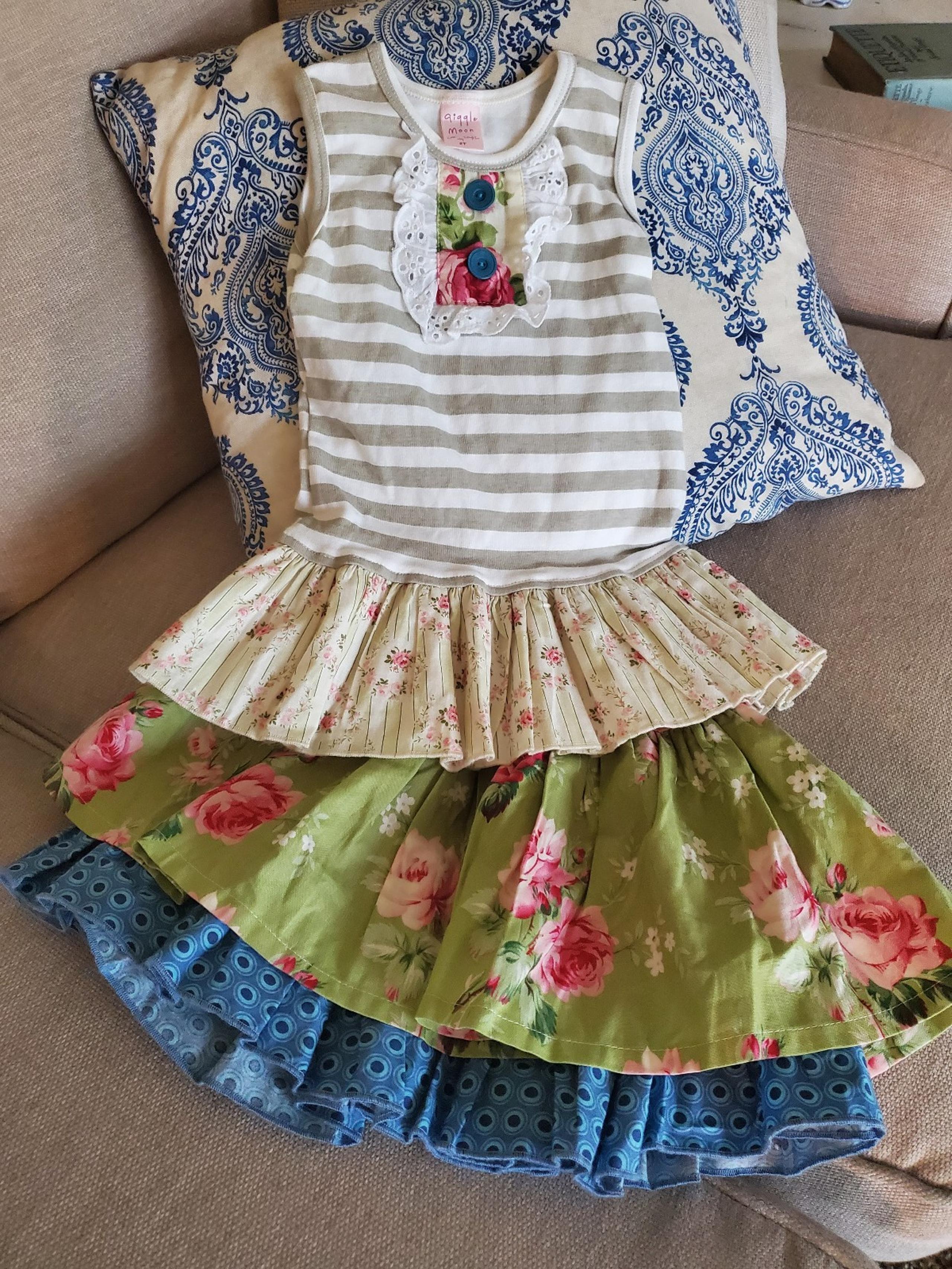 Giggle Moon skirt top set size 2
