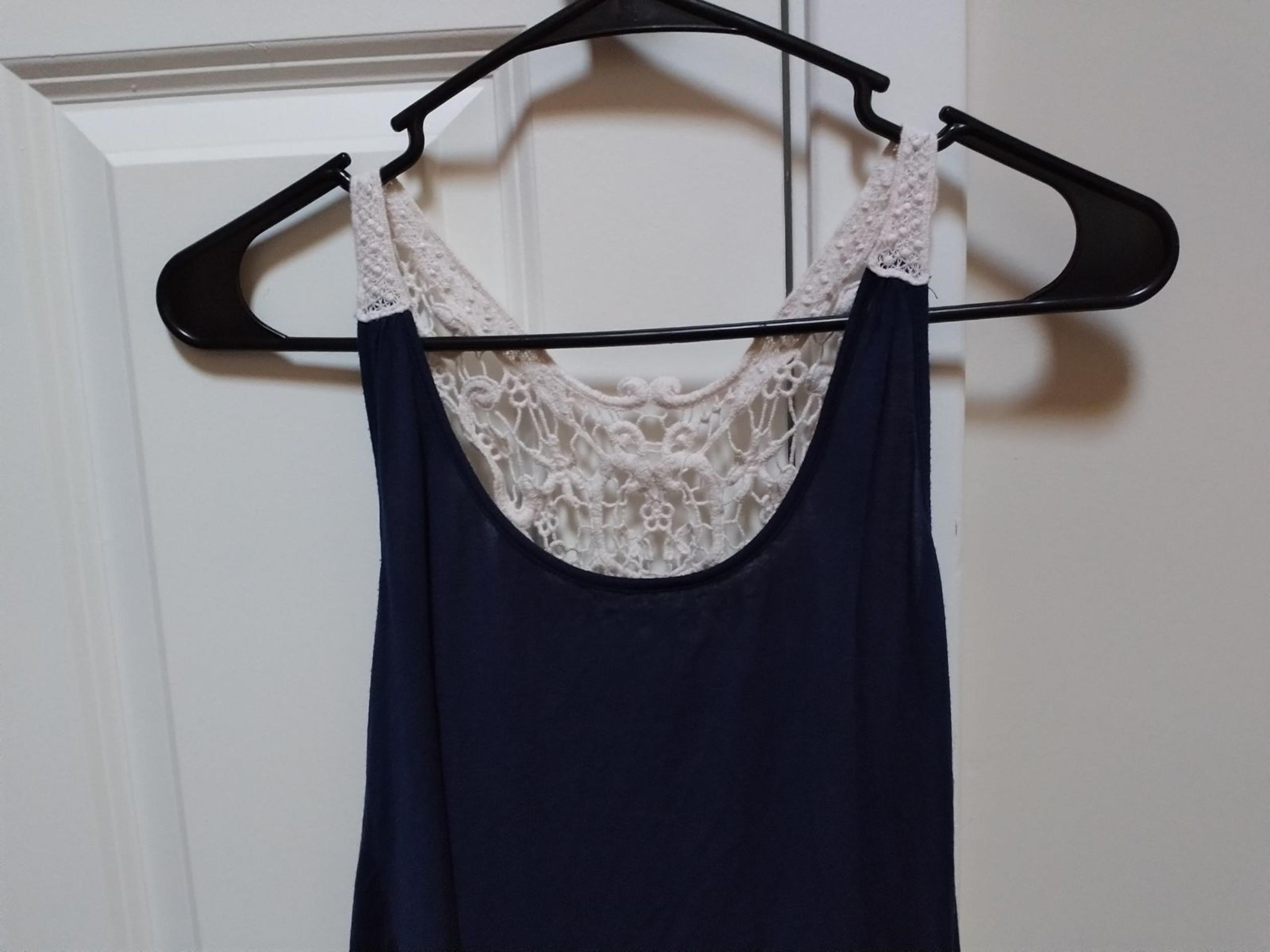 Crotchet top - Heart & Hips