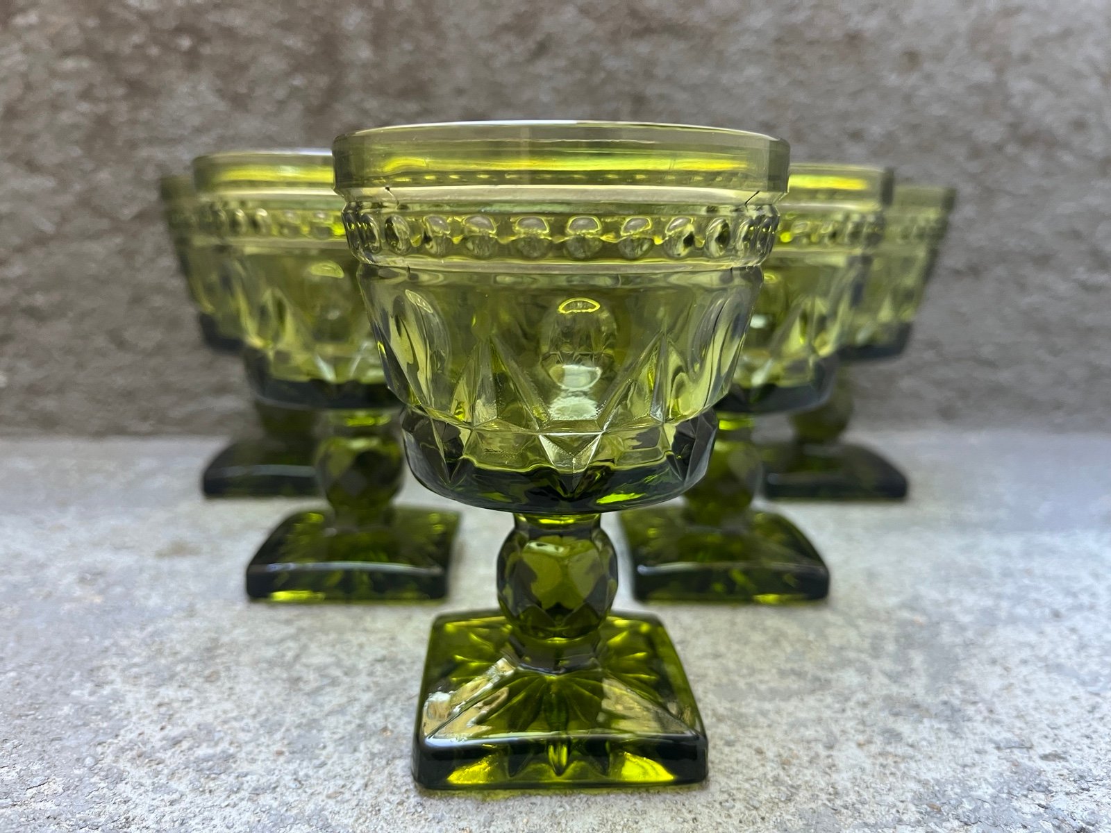 6 MCM Indiana Glass Colony Park Lane Avocado Green Small Wine Goblet/Glasses,