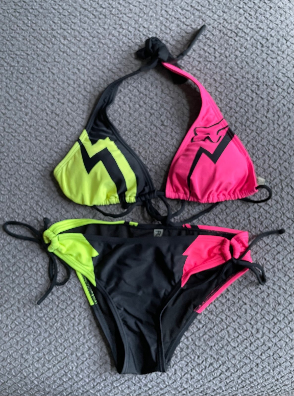 FOX RACING BIKINI Top: M Bottom: M