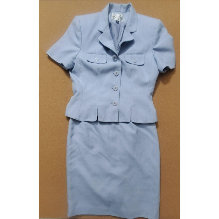LeSuit Women 8 Skirt Suit