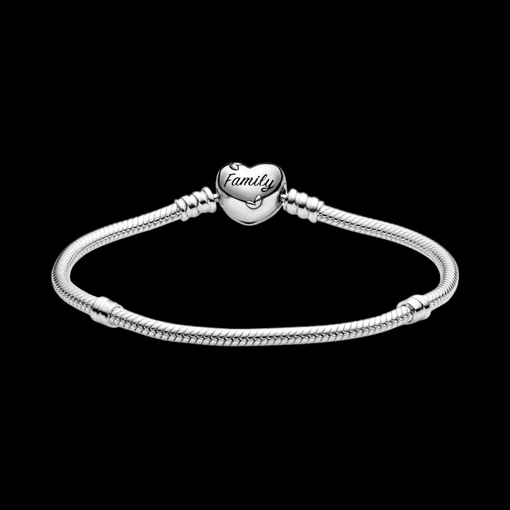 Pandora Moments Family Tree Size 6.75 Heart Clasp Snake Chain Bracelet