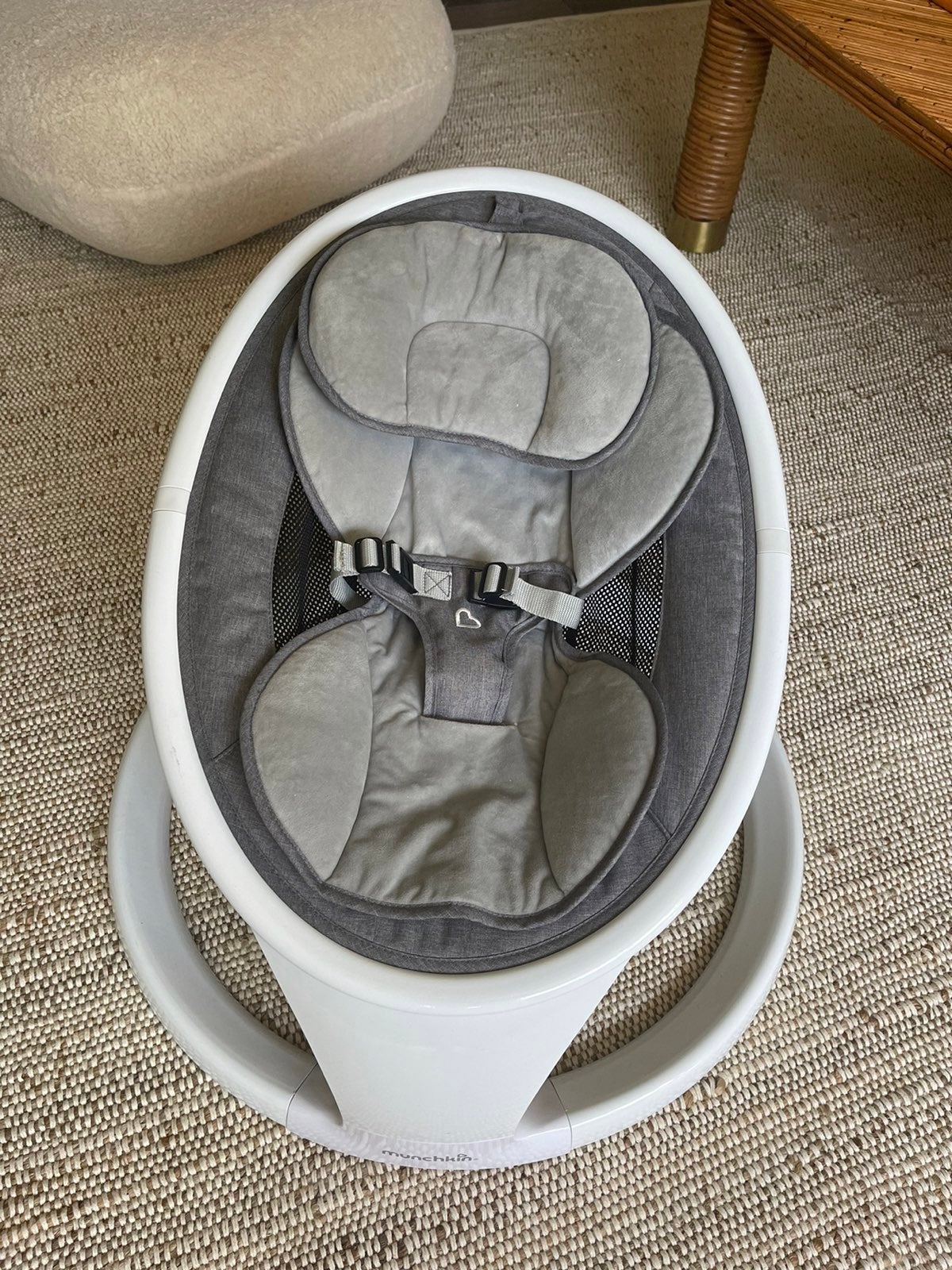 Munchkin Bluetooth Baby Swing