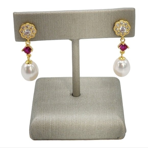 925S Red Gemstones Stud Earrings With Cultured Freshwater Pearl and Zirconia