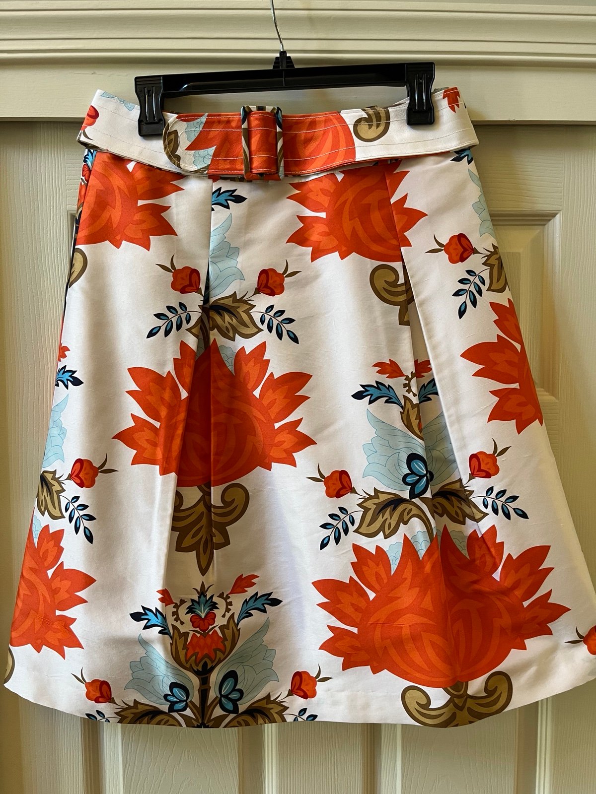 Silk print skirt Talbots size 6