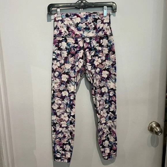 Purple Floral Cropped Leggings. Size 4.