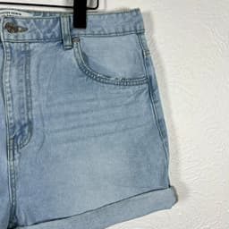 Item photo preview #3