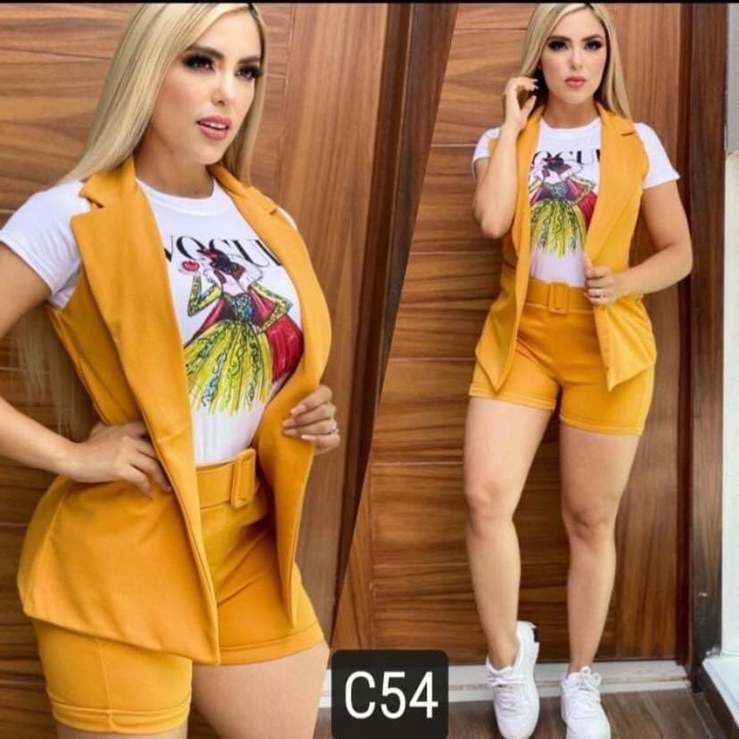 WOMENS 3 PIECE GOLD SHORTS SET SIZE SMALL