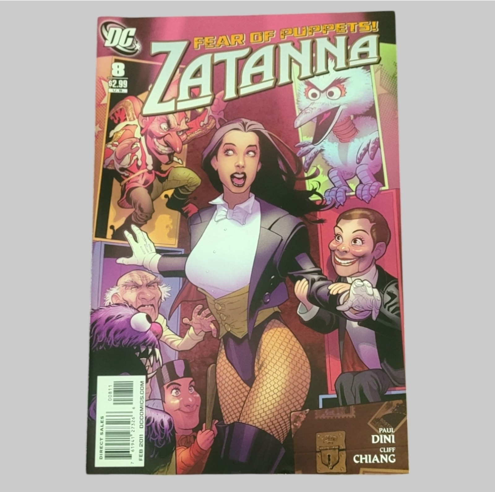 DC Zatanna: Pupaphobia February 2011 #8 Comic Book