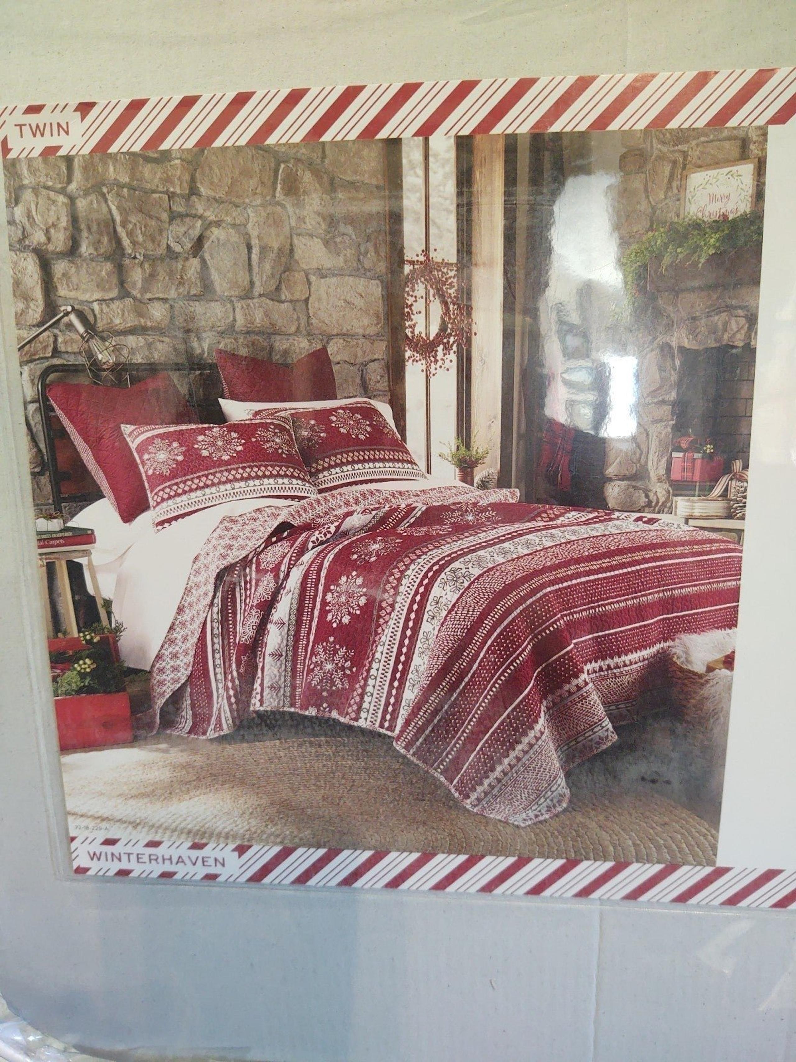 Winter quilt  2 piece set with snowflakes
