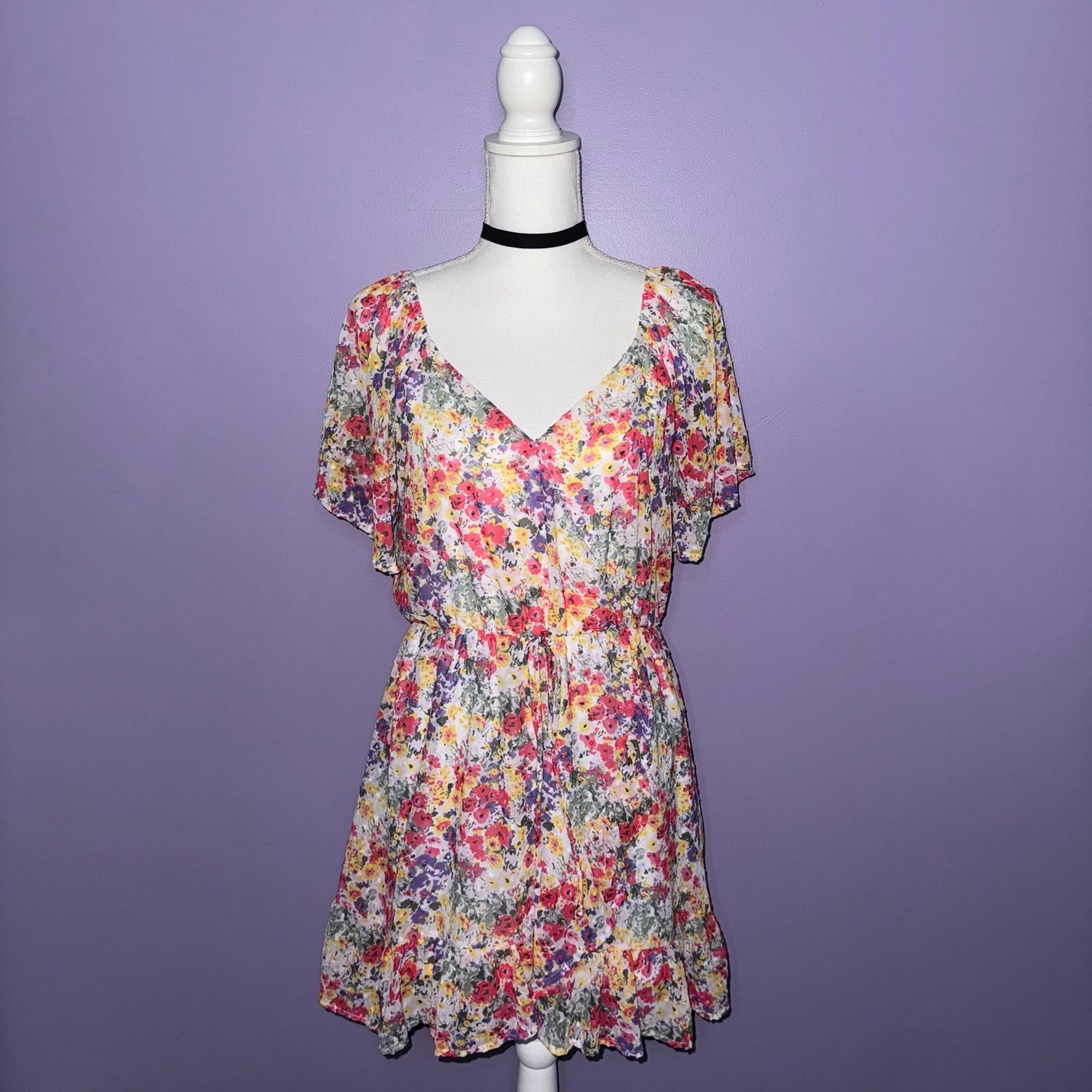 FINAL PRICE!!  NEW Peach Love California Floral Ruffle Dress