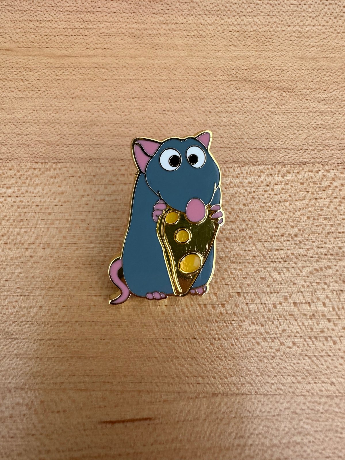 Disney Loungefly Chaser Ratatouille Remy blind box pin