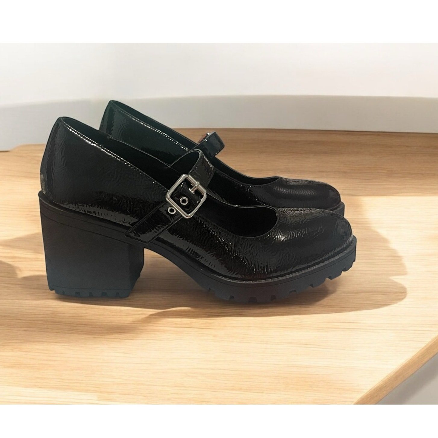 Dirty Laundry Lita Jane Mary Jane Black Patent Platform Pumps Lug Sole Sz 8 NWOB