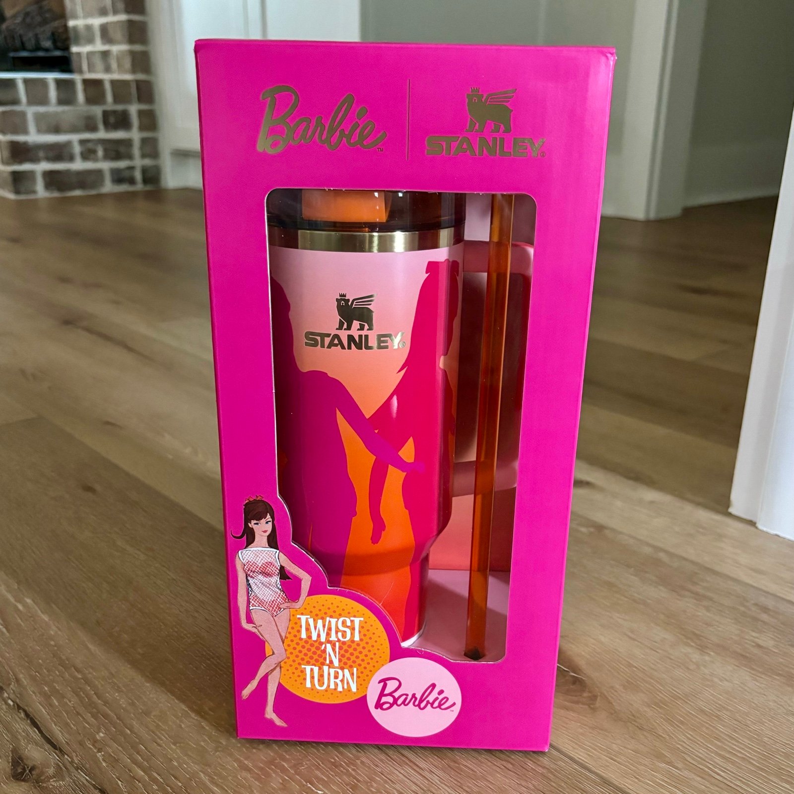 Barbie 40oz Stanley Tumbler - 60s Twist N Turn Barbie