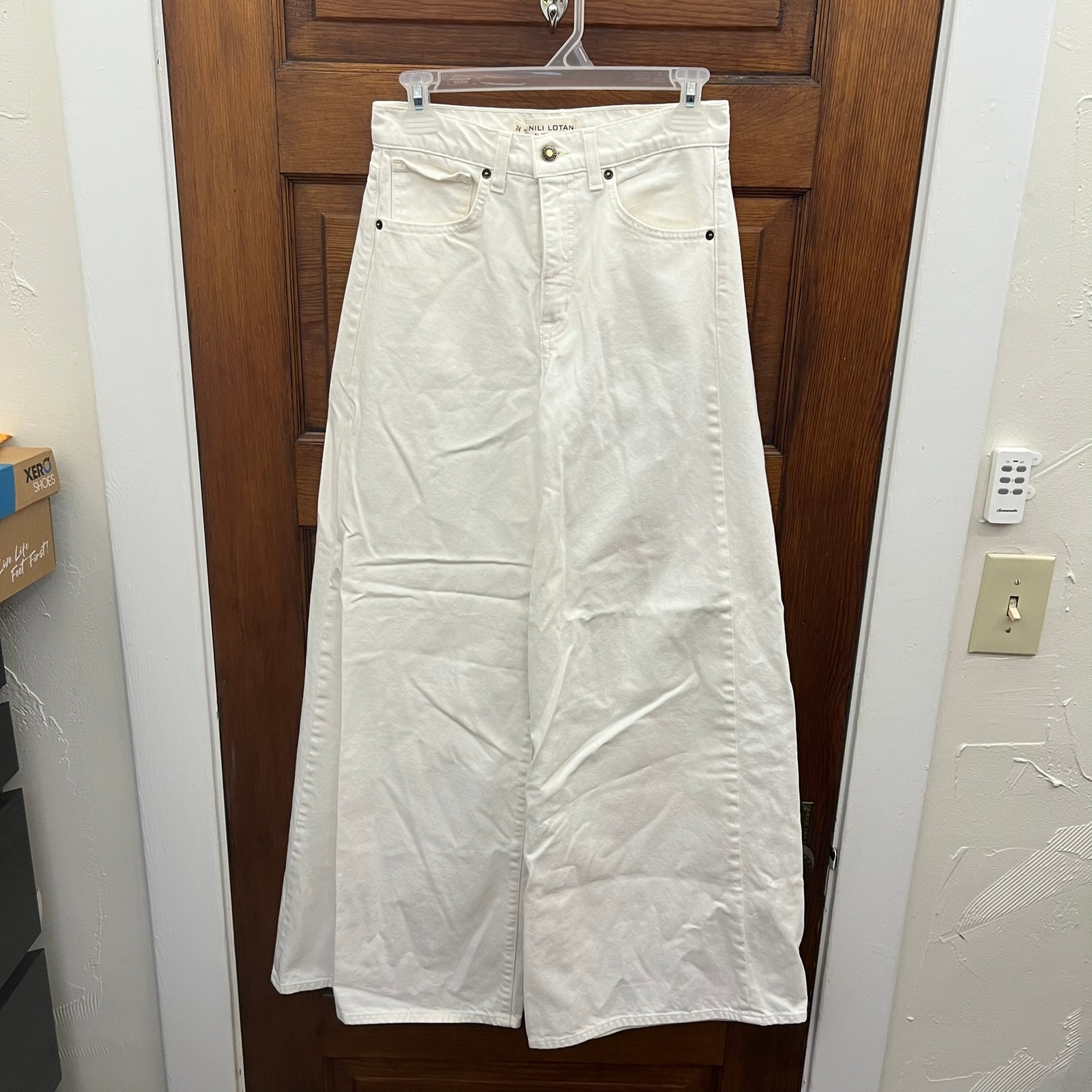 NILI LOTAN sz 24 Womens Josette Jeans Extra Wide Leg Cream White 425
