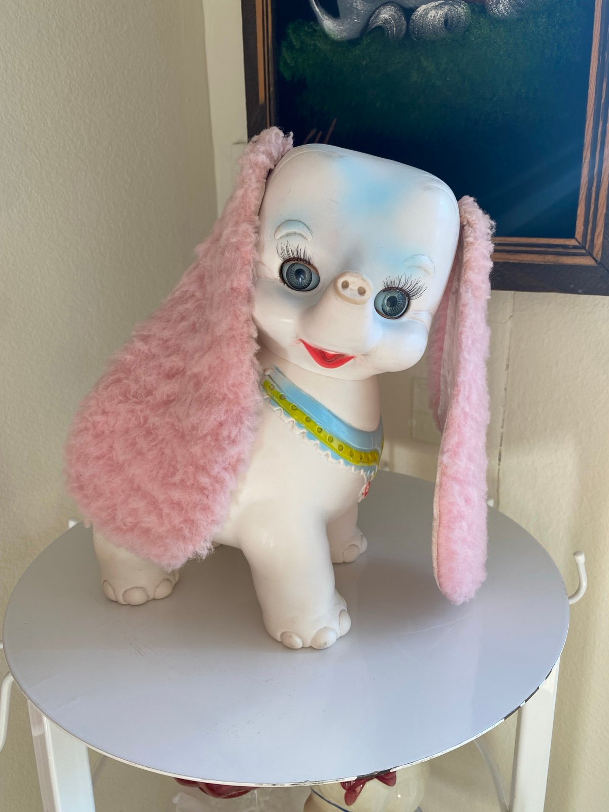 Rare long eyelash Raja Edward Mobley elephant