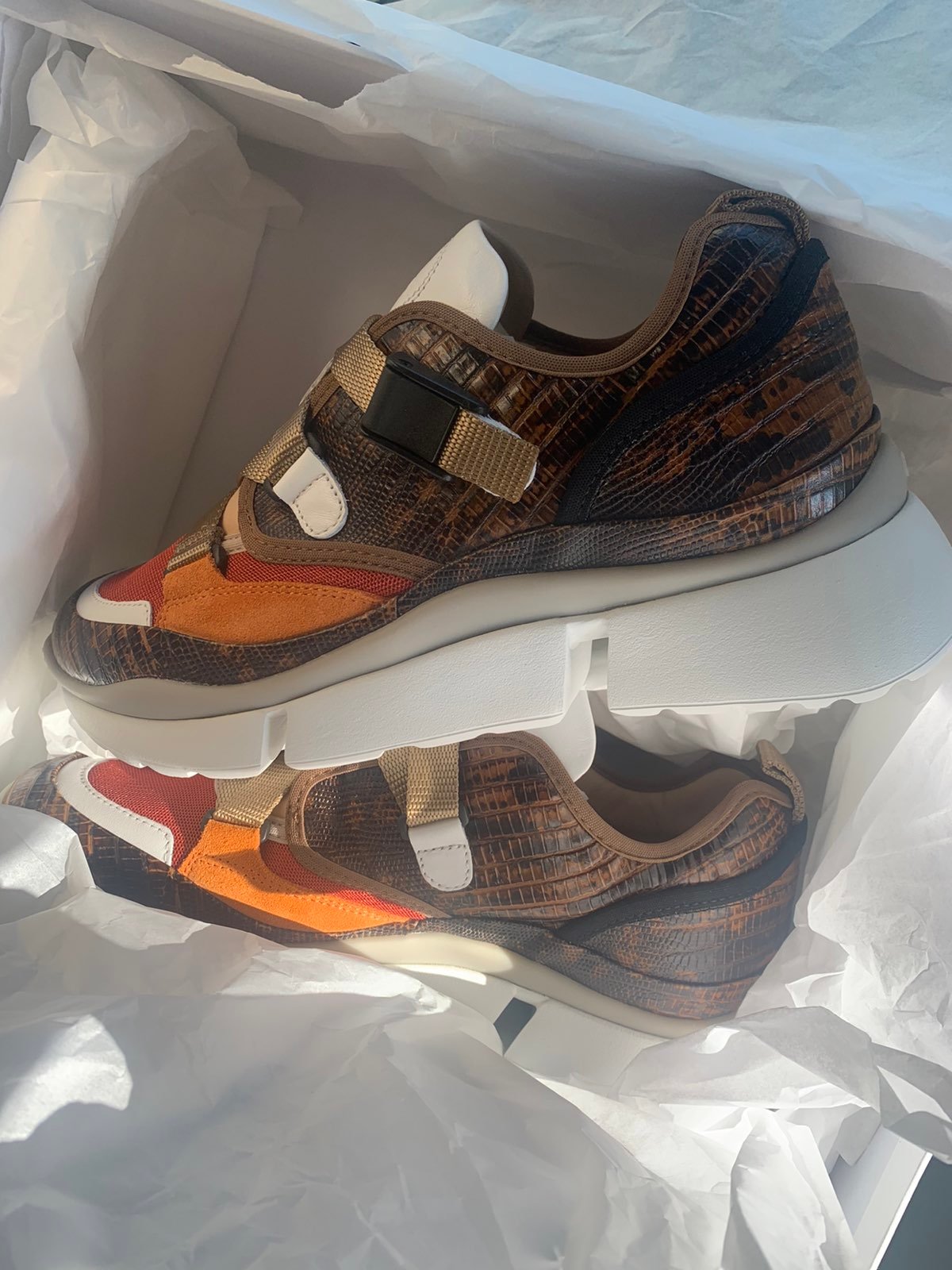 Women's Chloe Sneakers Size 39