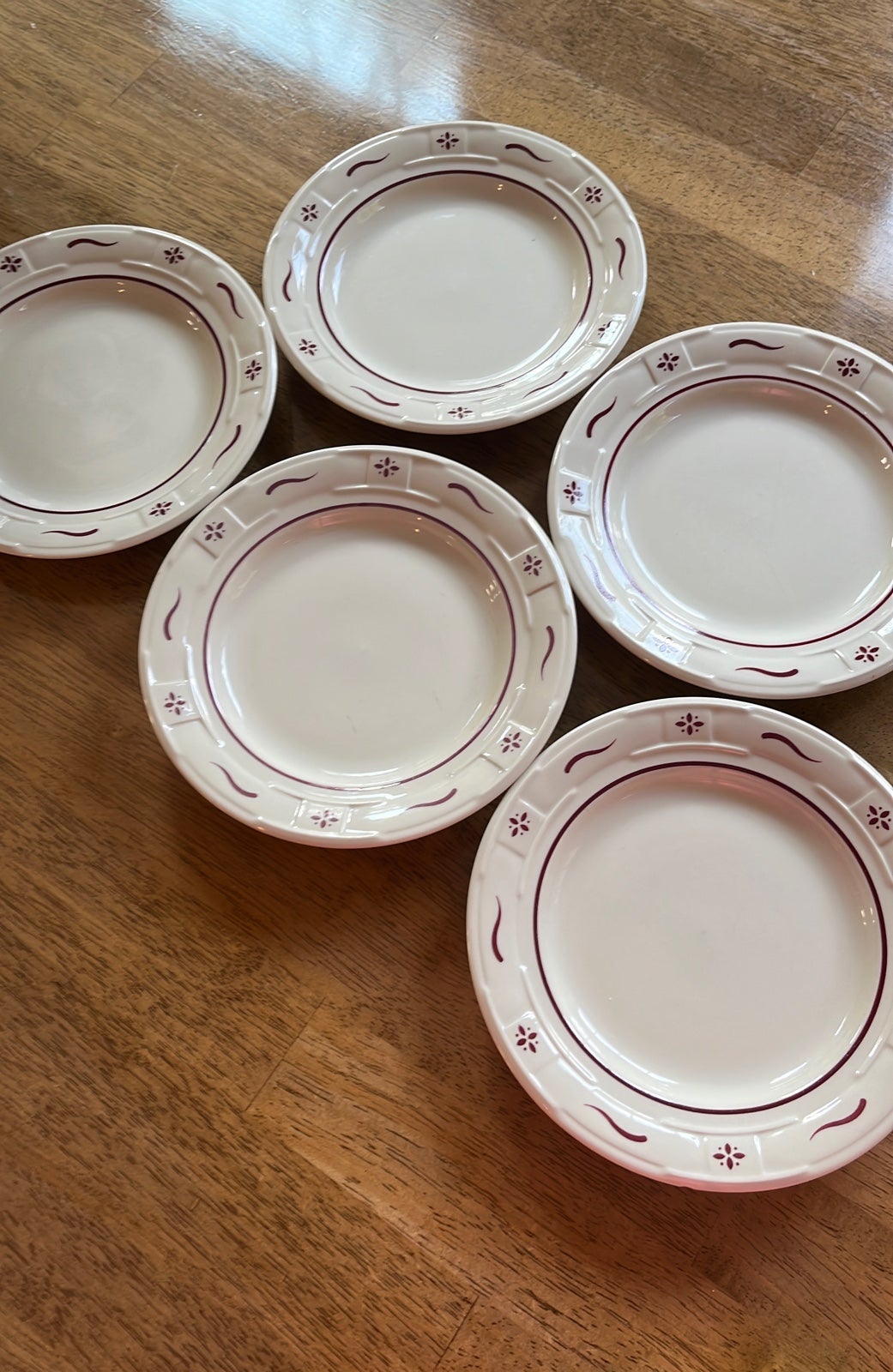 Longaberger Pottey Salad Plates set of 5 Traditional Red Longaberger Pottey Salad Plates set of 5 Traditional Red