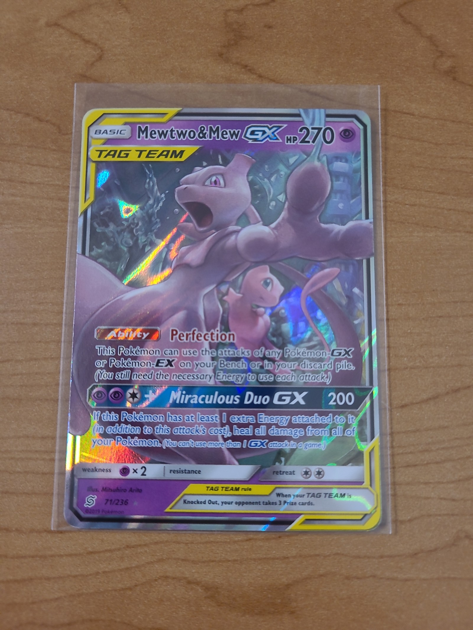 Pokemon Mewtwo & Mew GX
