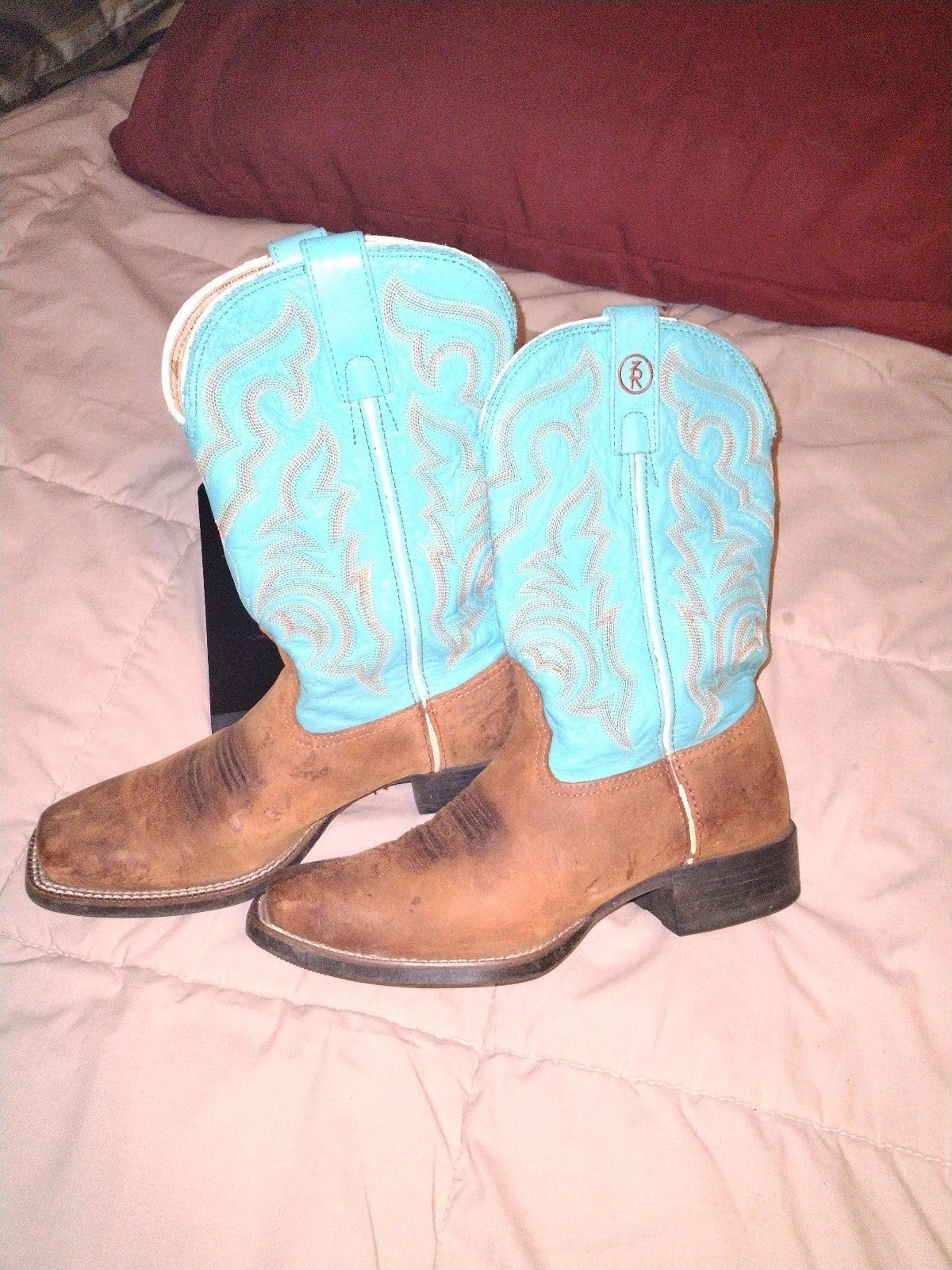 tony lama cowboy boots