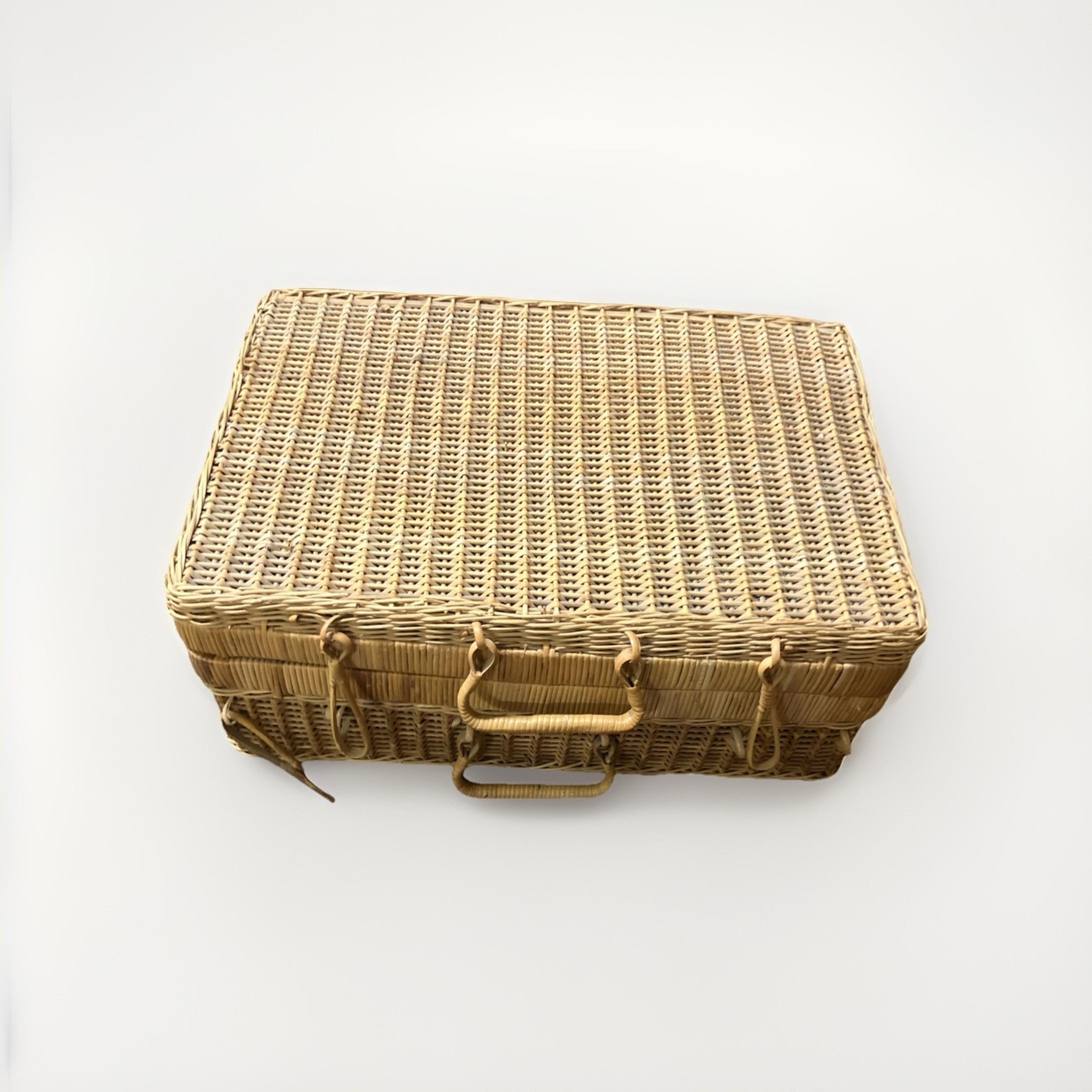 Vintage Wicker Rattan Woven Picnic Basket Purse Suitcase Tote