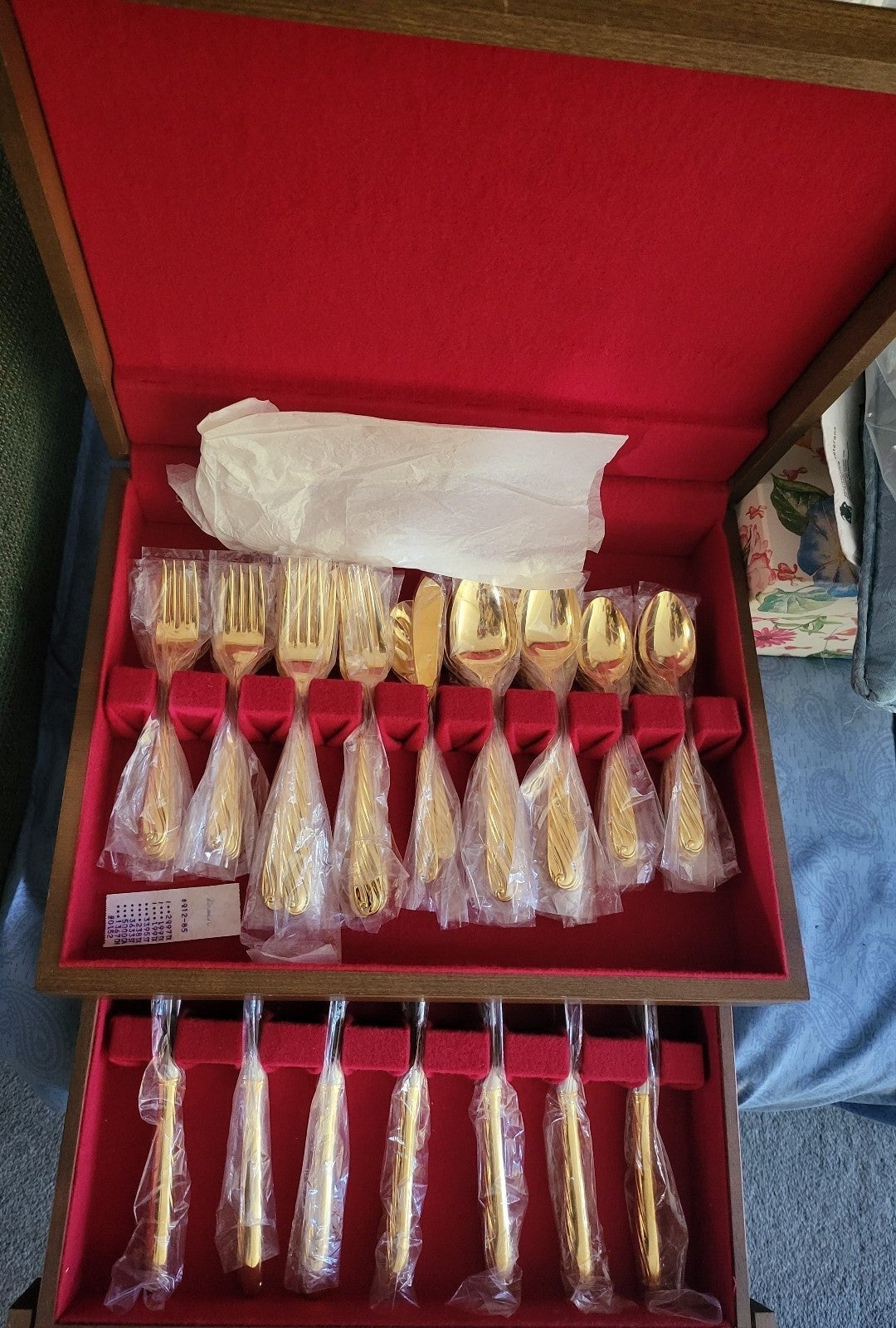 46 piece set Retroneu nuance gold