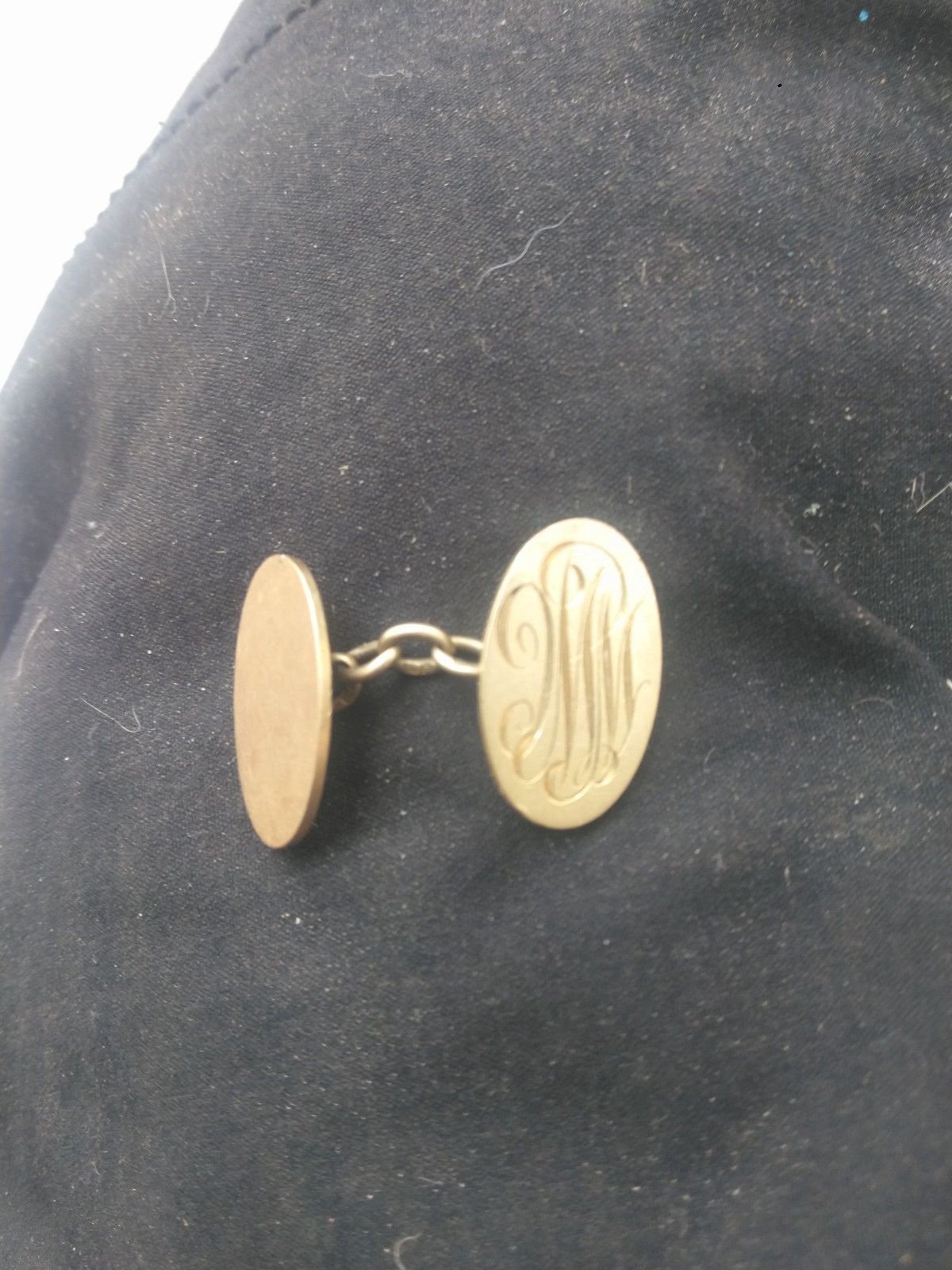 Vintage 18k gold cuff link hallmarked