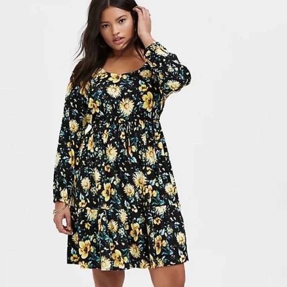 Torrid Floral Challis Skater Dress Size 2 US Size 18/20 Black Yellow Feminine