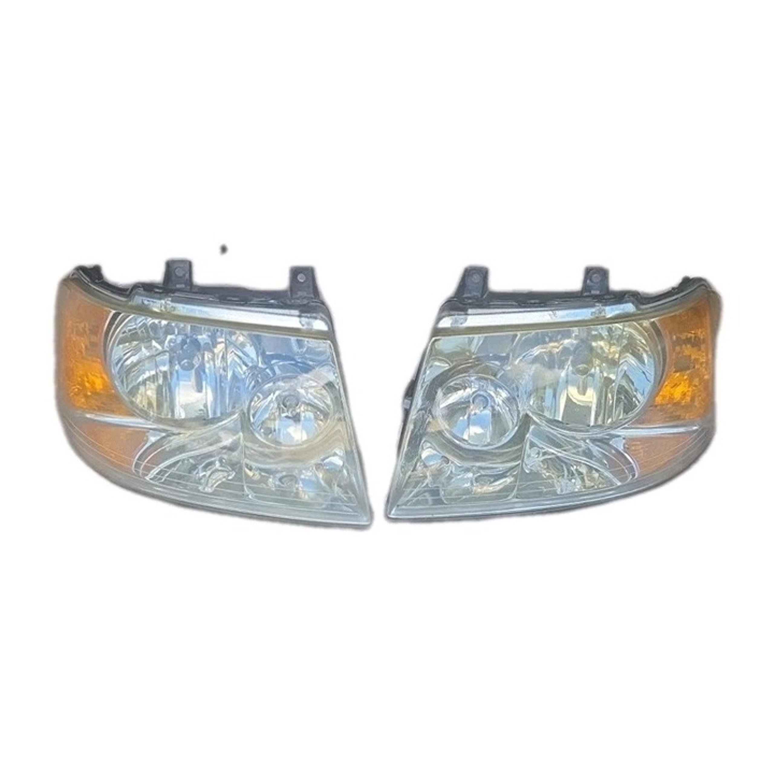 SET OF 2 Headlight Assembly for 2003 2004 2005 2006 Ford Expedition Headlamps