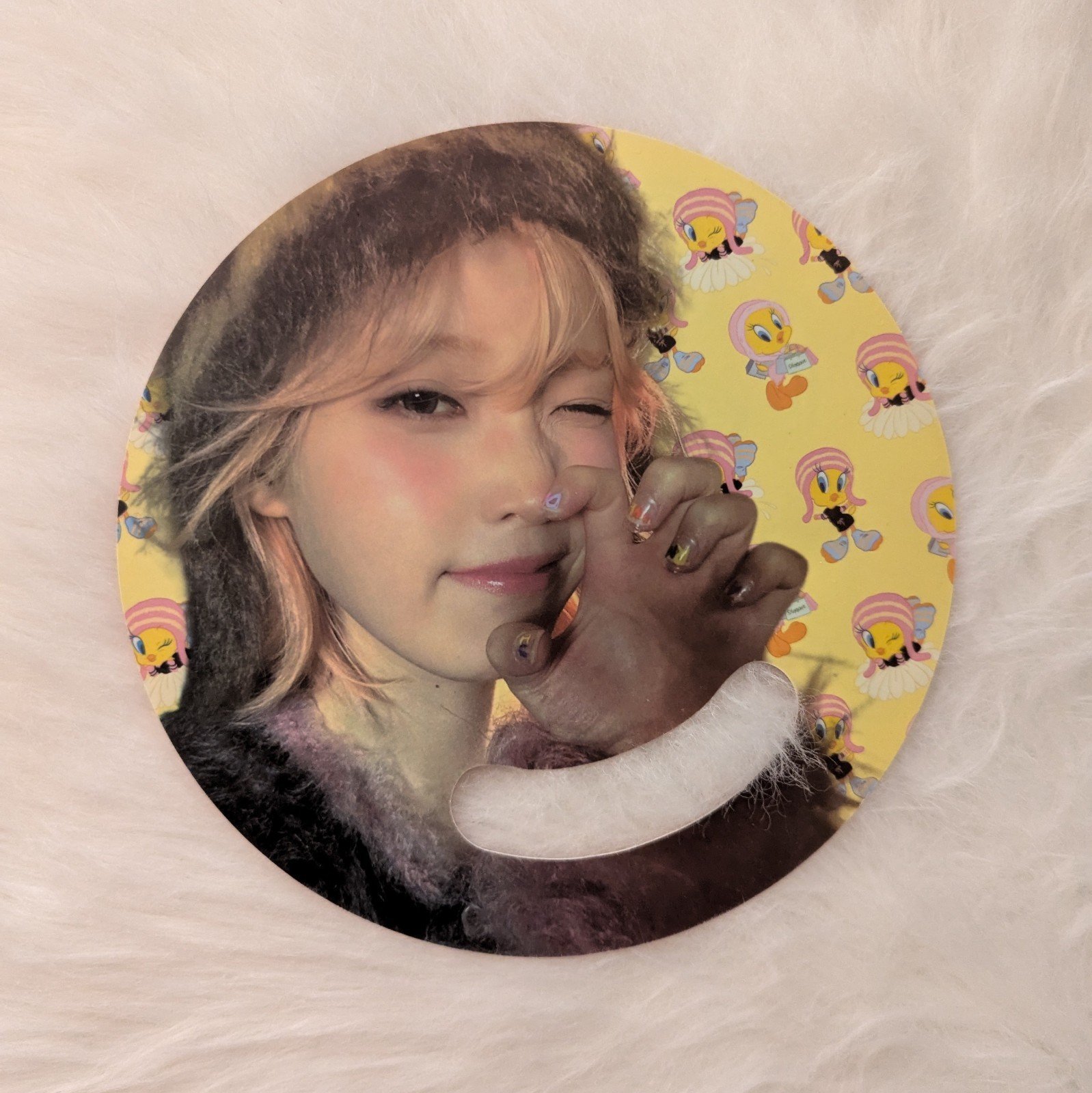 Kpop - IU Handheld Fan
