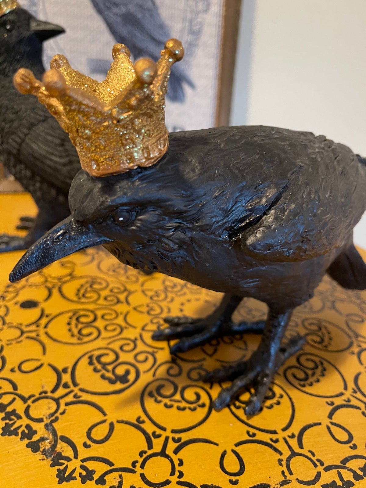 Halloween Fall Raven Crow with Crown King Queen Pair shops NWT Ashland