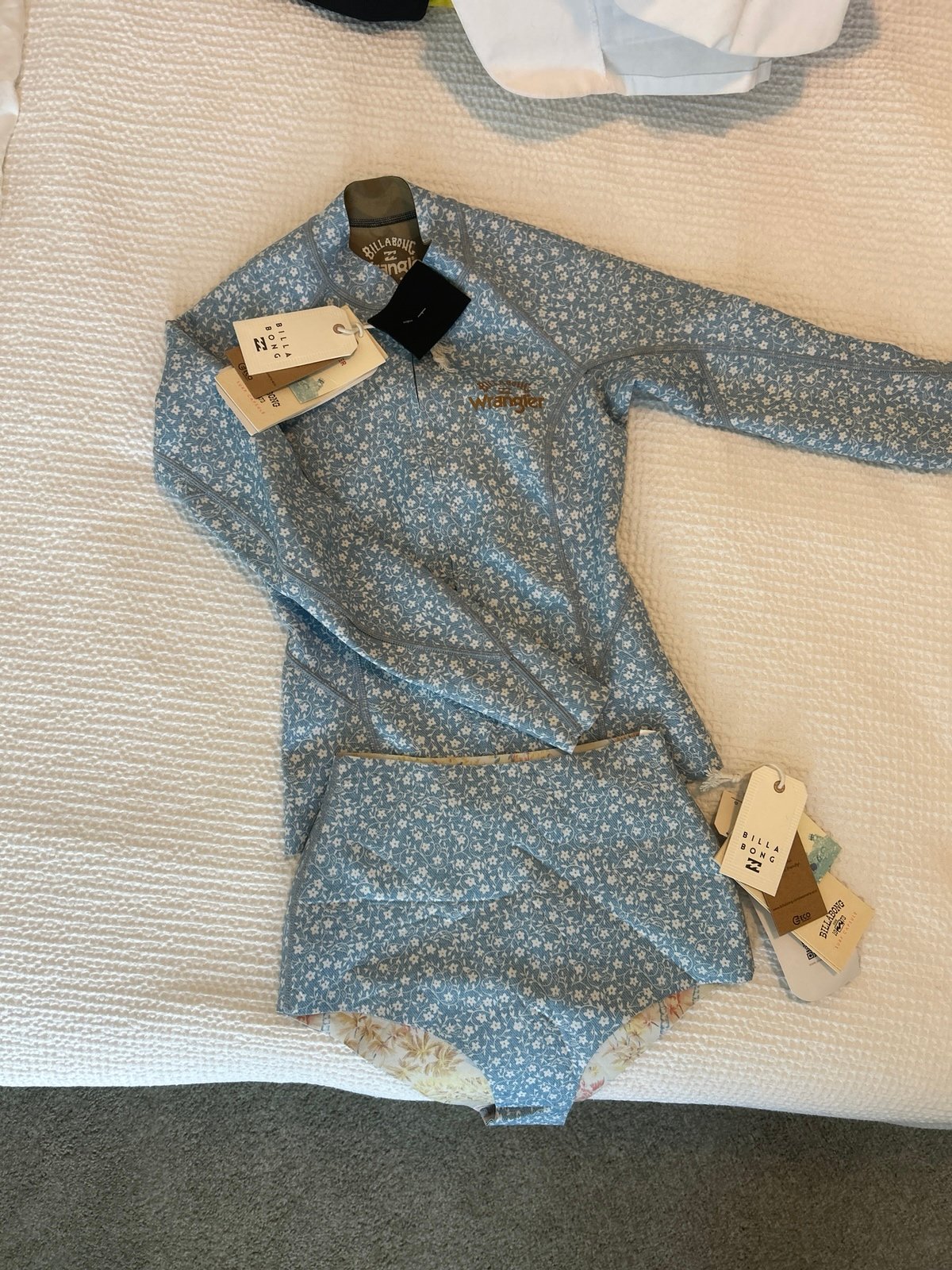 Billabong x Wrangler Wetsuit Surf Swimsuit Set